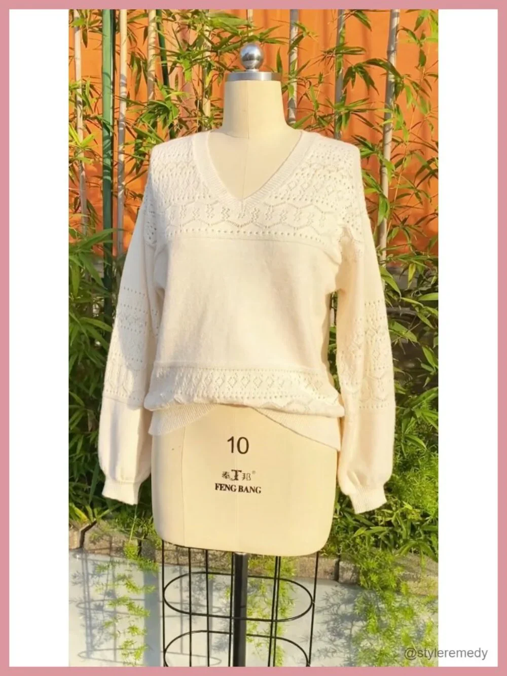 Women's V-Neck Long Sleeve Lightweight Knit Pullover Sweater Hollow Out Crochet